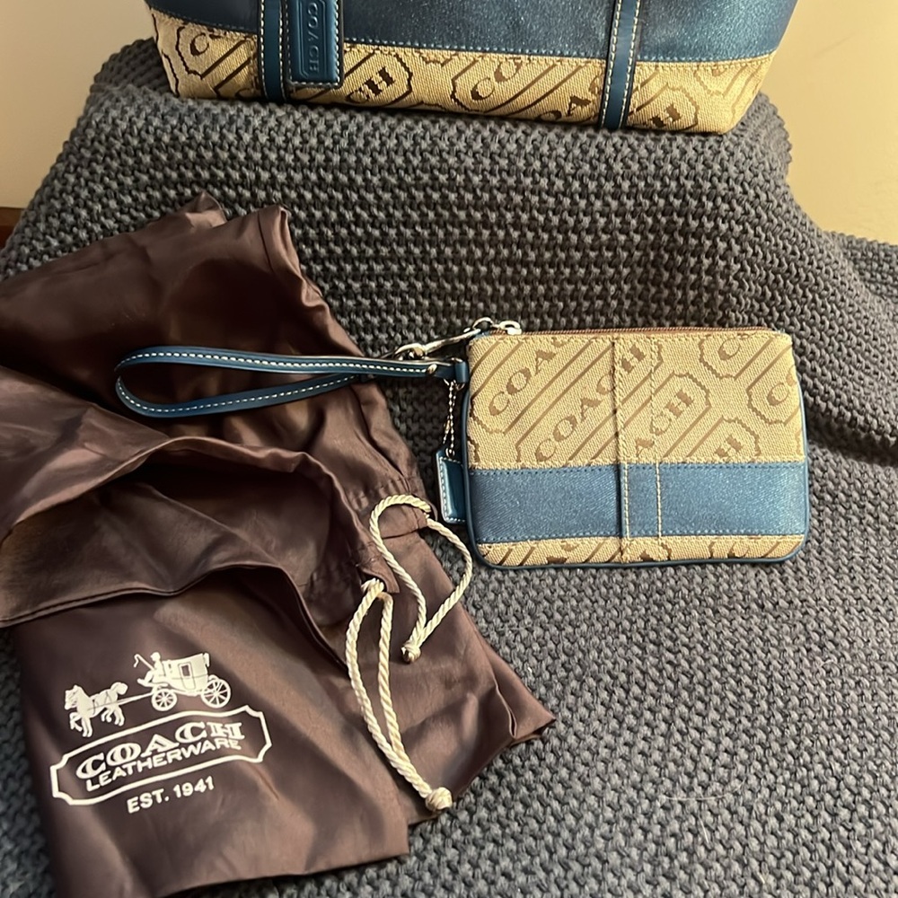 Coach Blue and Tan Geometric Tote Bag set - Picture 6 of 8